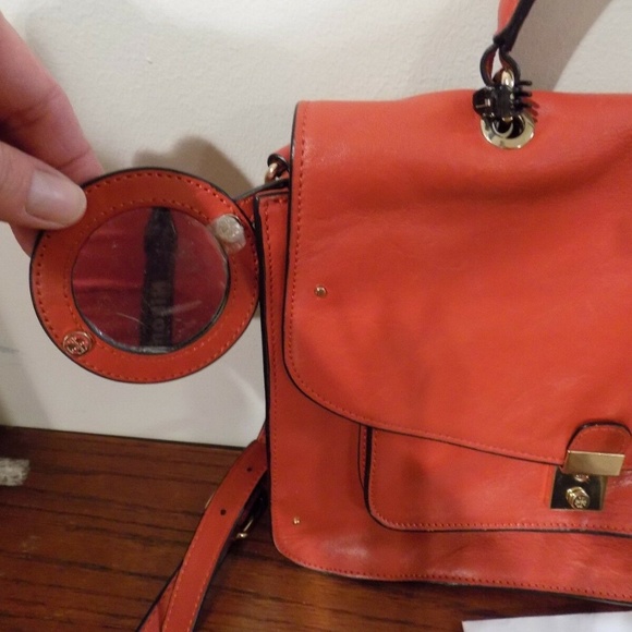 TORY BURCH Vintage Tangerine Orange Leather Purse - Picture 7 of 8